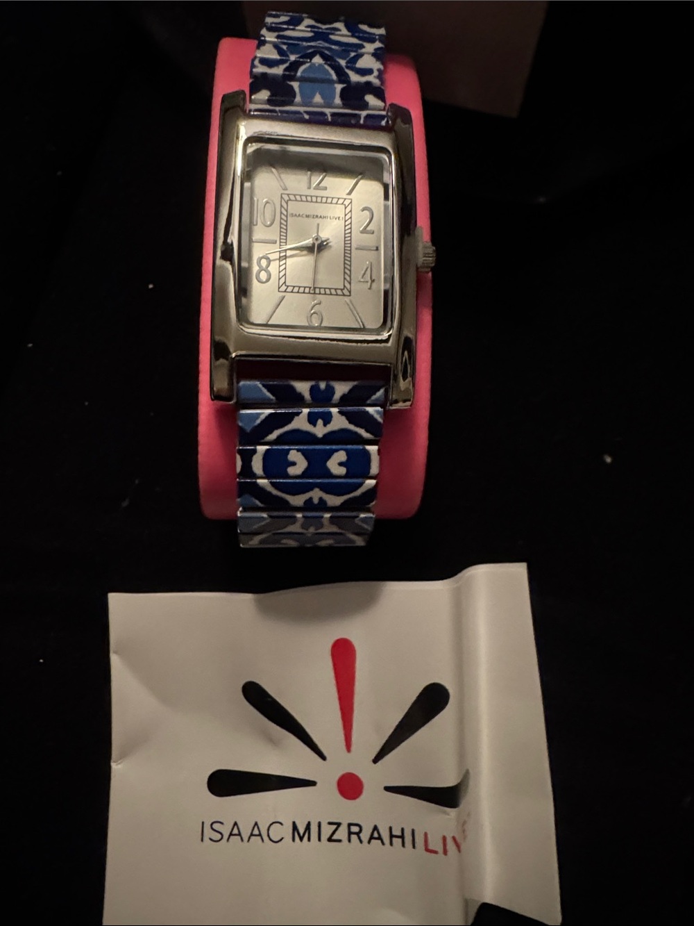 Vintage Isaac Mizrahi Blue Patterned Women Watch bracelet w/Pink Display Cushion